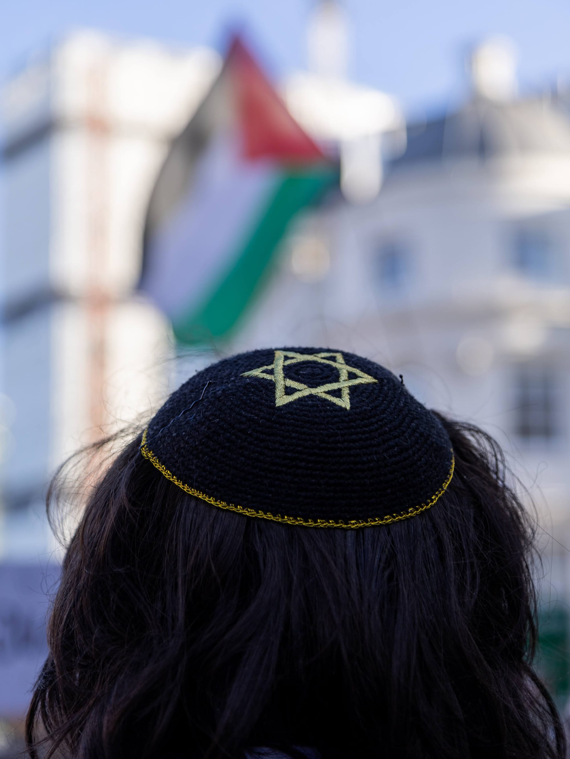 Jewish activists join hundreds of thousands of people marching through the streets of London for a ceasefire in Gaza, 11 November, 2023. Credit: Talia Woodin